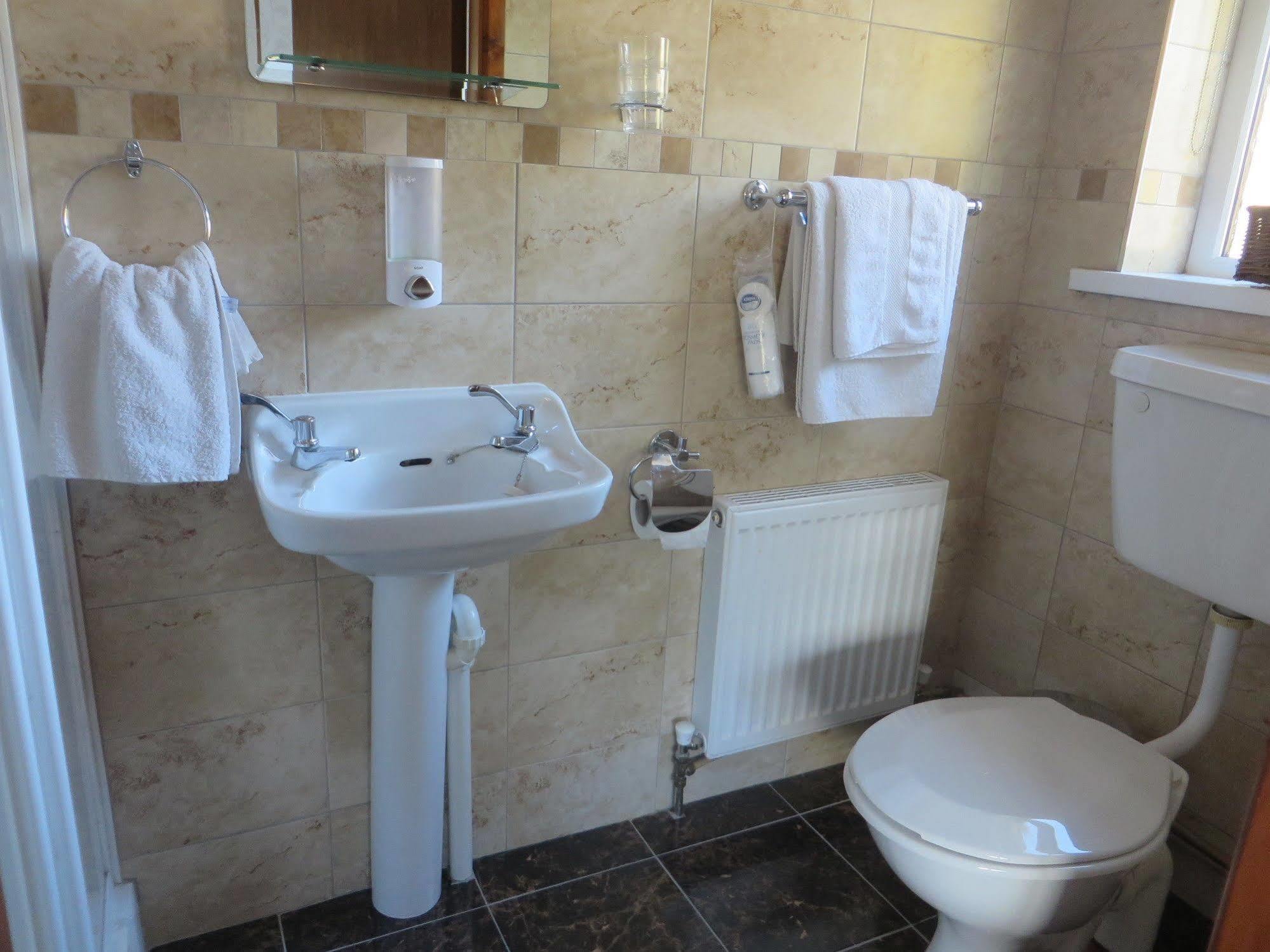 Dawn House B&B Kilmeaden 外观 照片