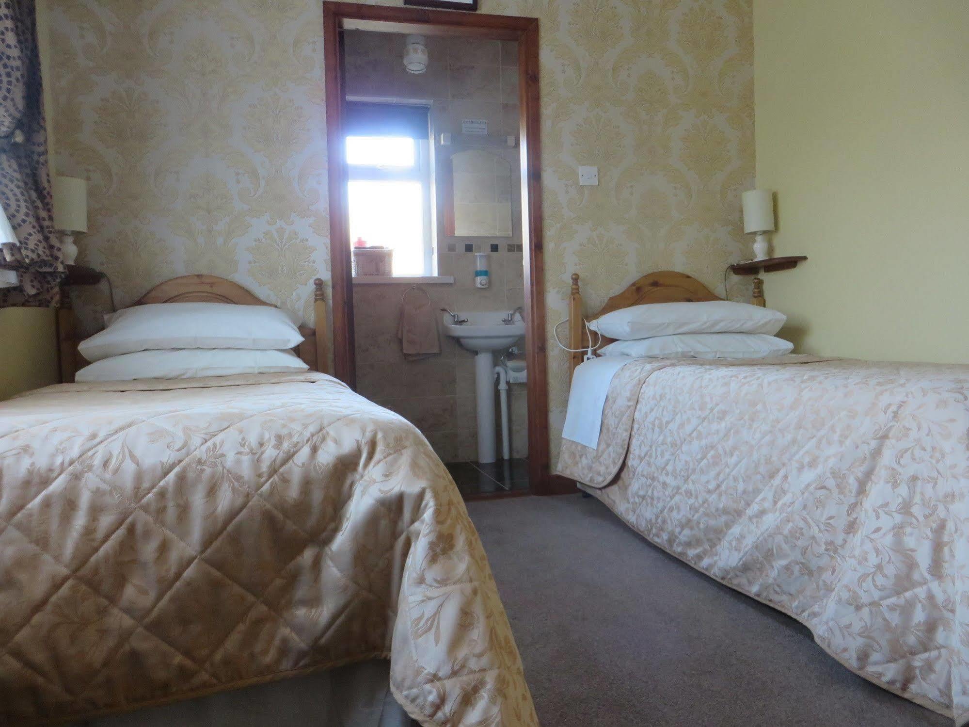 Dawn House B&B Kilmeaden 外观 照片
